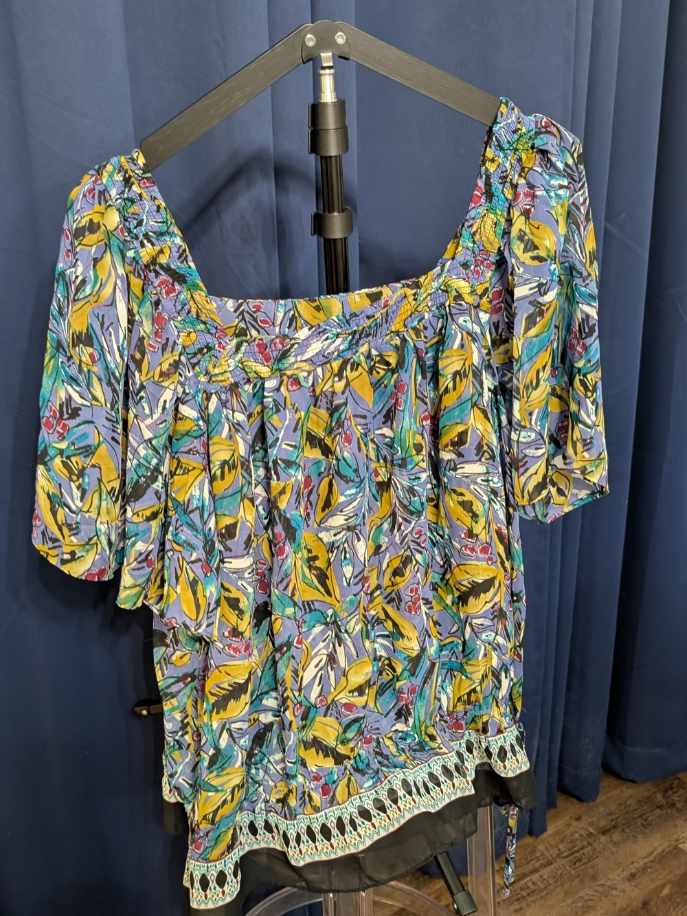 Nicole By Nicole Miller Women's Blue and Yellow Floral Blouse Tunic